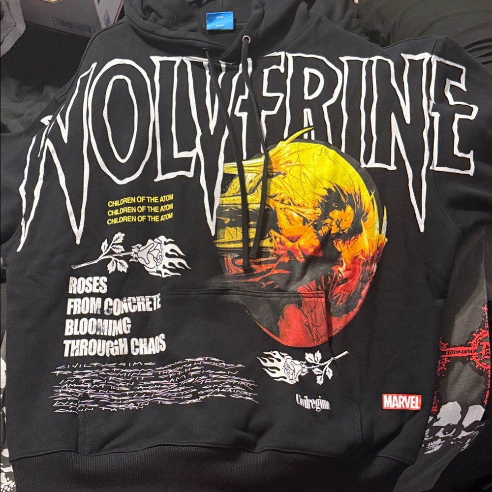 Marvel Wolverine Graphic Hoodie - Black and Yellow